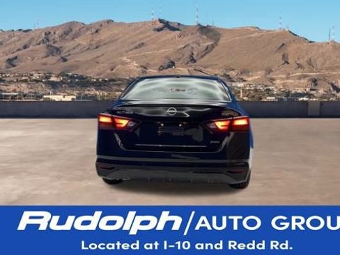 Used 2024 Nissan Altima 2.5 SV image 4