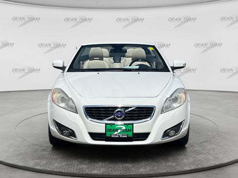 Used 2013 Volvo C70 T5 FWD image 2