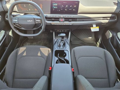 New 2026 Kia K4 FWD image 20