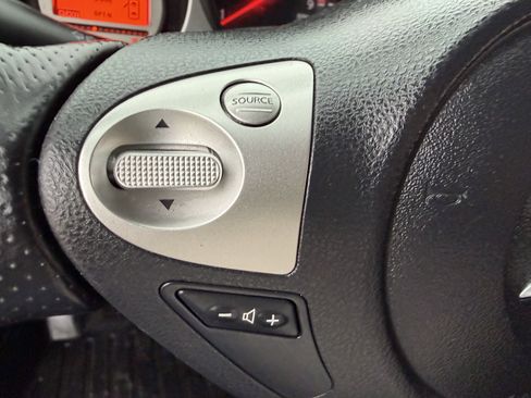 Used 2011 Nissan 370Z Coupe image 26