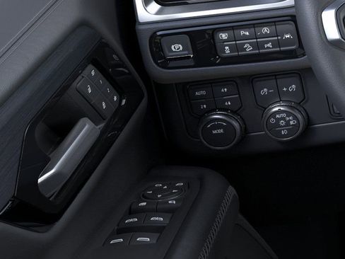 New 2026 GMC Yukon XL Denali w/ Denali Reserve Package image 22