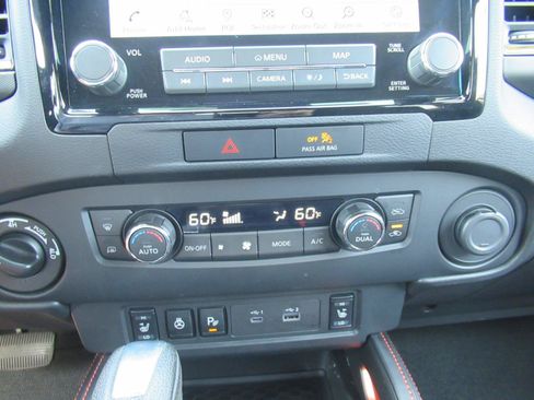 Used 2023 Nissan Frontier PRO-4X w/ Pro Convenience Package AWD/4WD image 31