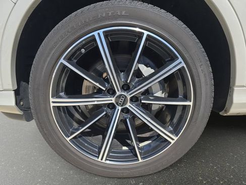 Used 2024 Audi Q7 3.0T Premium Plus AWD/4WD image 38