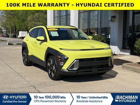 Certified 2025 Hyundai Kona SEL FWD image 1