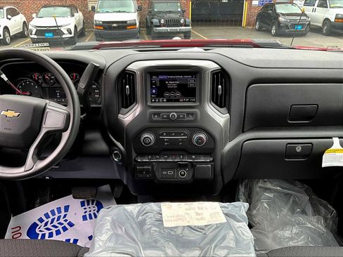 New 2025 Chevrolet Silverado 2500 Custom w/ Custom Value Package image 13