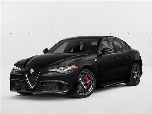 Used 2019 Alfa Romeo Giulia w/ Quick Order Package 22K Sport RWD image 1