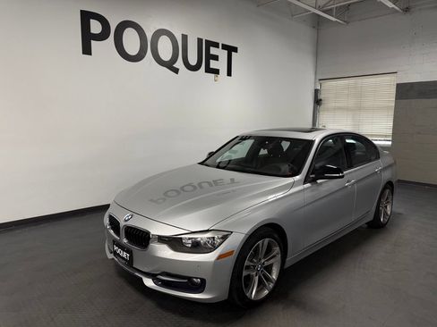 Used 2015 BMW 328i xDrive Sedan AWD/4WD image 2