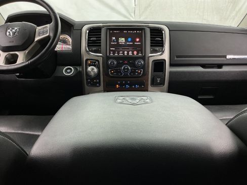Used 2016 RAM 1500 Laramie w/ Convenience Group AWD/4WD image 31