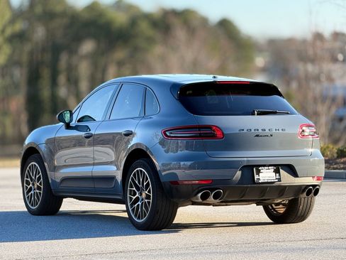 Used 2017 Porsche Macan S image 9