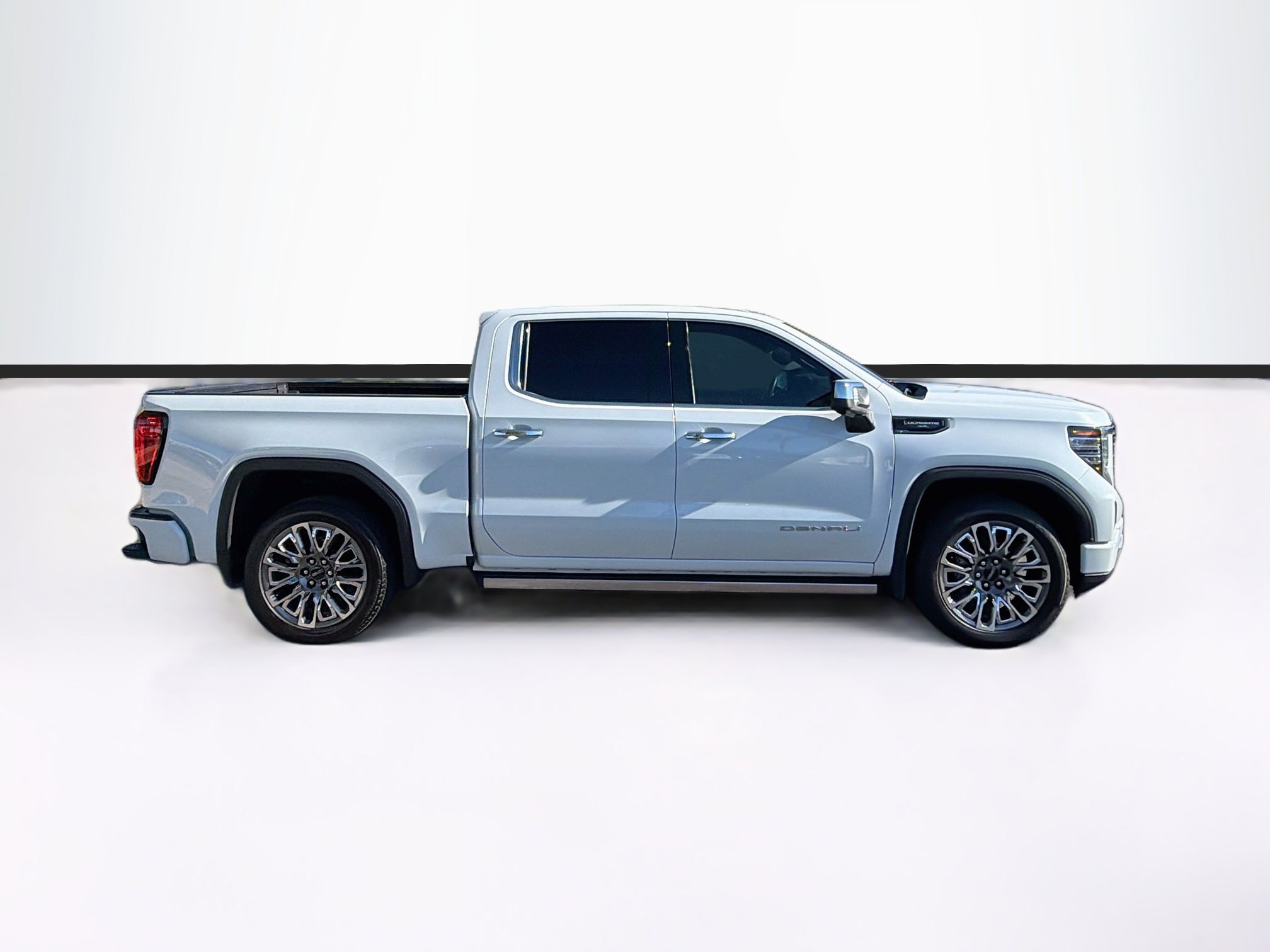 Used 2026 GMC Sierra 1500 Denali Ultimate AWD/4WD image 4