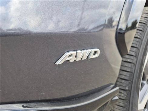 Used 2021 Toyota RAV4 SE w/ Weather & Moonroof Package AWD/4WD image 11