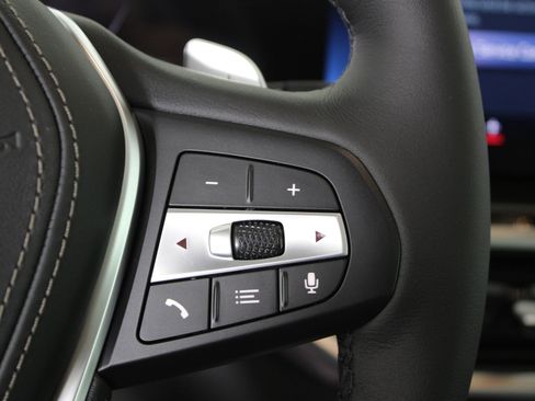 New 2026 BMW X5 xDrive50e image 28