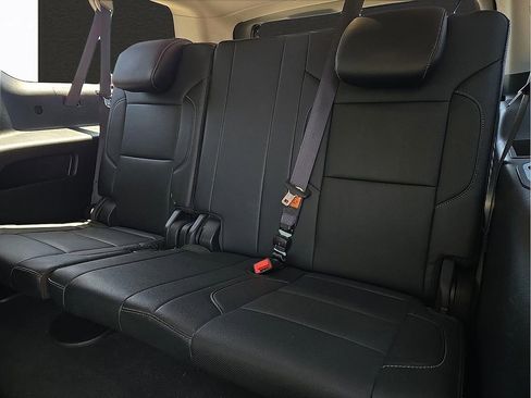Used 2020 GMC Yukon XL SLT w/ Premium Edition RWD image 9