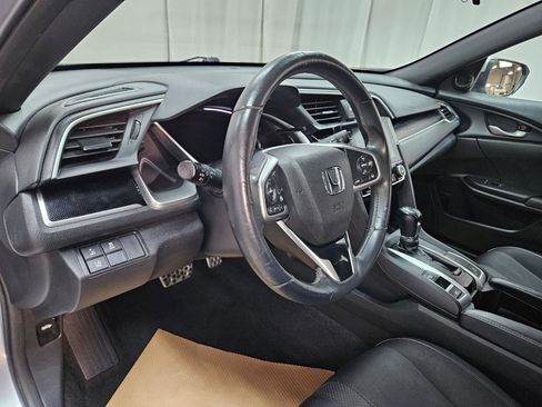 Used 2019 Honda Civic Sport image 17