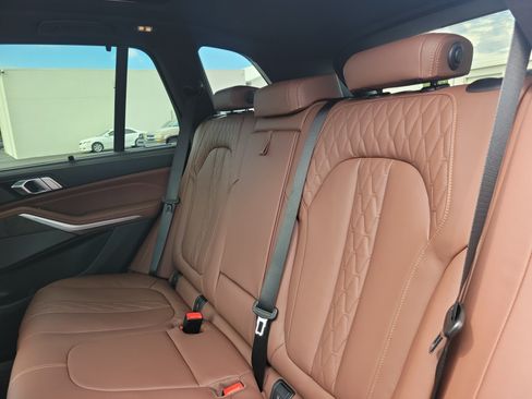 New 2026 BMW X5 xDrive40i w/ Executive Package AWD/4WD image 8