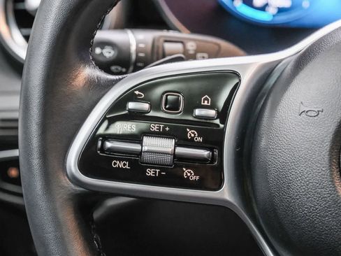 Certified 2022 Mercedes-Benz GLC 300 image 20