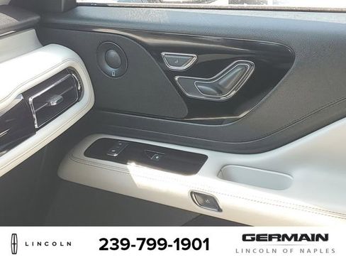 New 2026 Lincoln Aviator Reserve AWD/4WD image 27