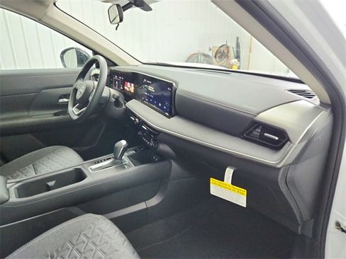 New 2026 Nissan Kicks SV w/ SV Premium Package image 35