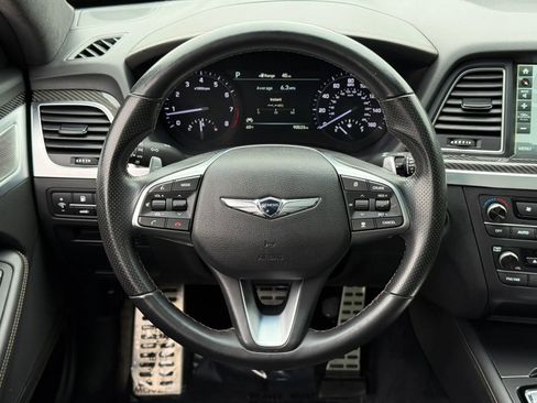 Used 2018 Genesis G80 3.3T Sport RWD image 15