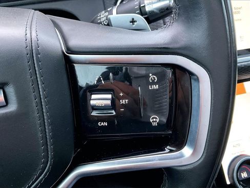 Used 2021 Land Rover Range Rover Velar R-Dynamic S image 15