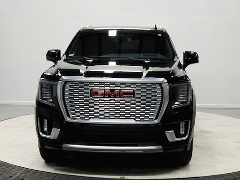 Used 2024 GMC Yukon Denali image 2