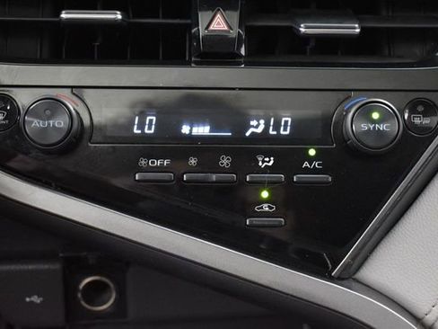 Used 2024 Toyota Camry LE w/ Convenience Package FWD image 19