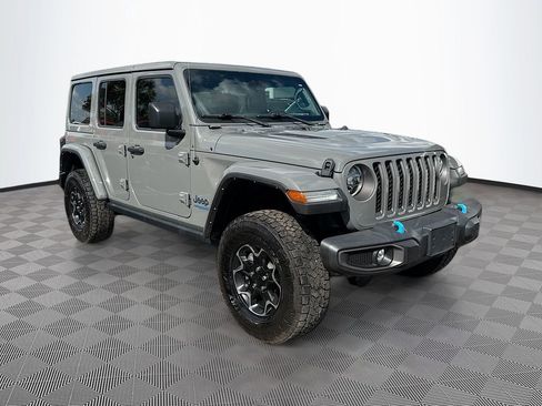 Used 2021 Jeep Wrangler Unlimited Rubicon 4xe w/ Cold Weather Group AWD/4WD image 4