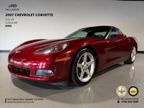 Used 2007 Chevrolet Corvette Coupe RWD image 1