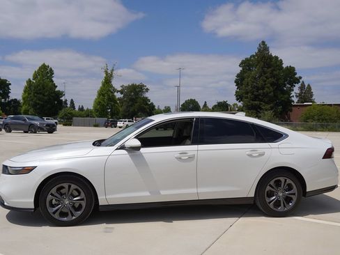 Used 2024 Honda Accord EX-L image 3
