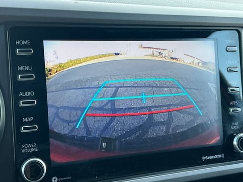 Used 2021 Toyota Tacoma TRD Off-Road image 19