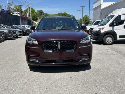 Used 2023 Lincoln Aviator Black Label w/ Jet Package image 8