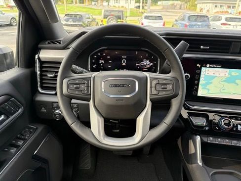 New 2026 GMC Sierra 3500 Denali w/ Denali Reserve Package image 23