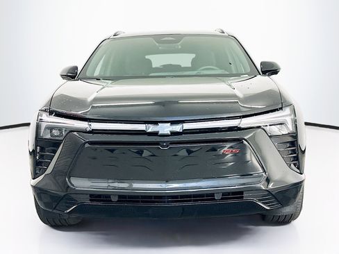 Used 2025 Chevrolet Blazer EV RS AWD/4WD image 2