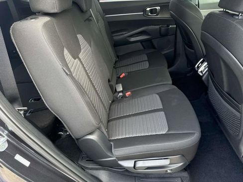 New 2026 Kia Sorento LX FWD image 13