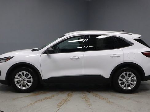 Used 2023 Ford Escape Active FWD image 7