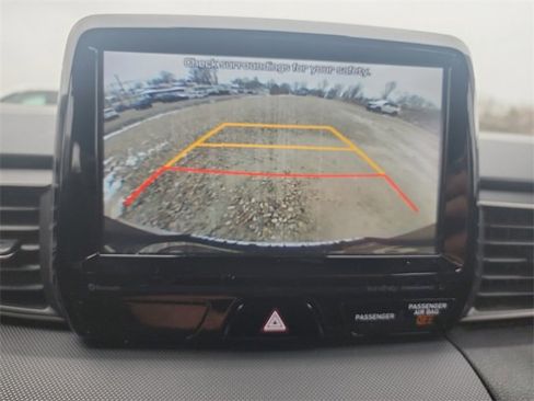 Used 2019 Hyundai Veloster 2.0 Premium image 24