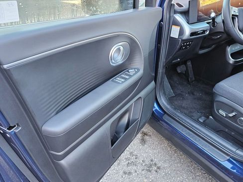 New 2026 Hyundai Ioniq 9 S image 17