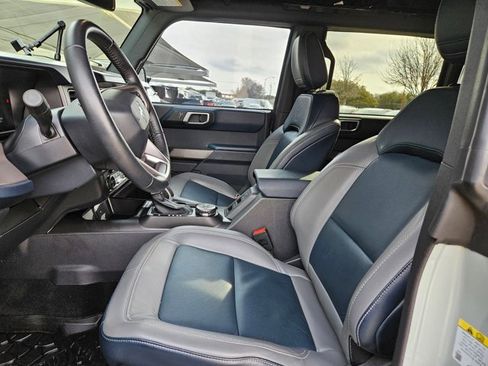 Used 2023 Ford Bronco Outer Banks image 19