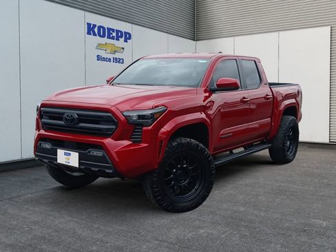Used 2024 Toyota Tacoma SR5 AWD/4WD image 1
