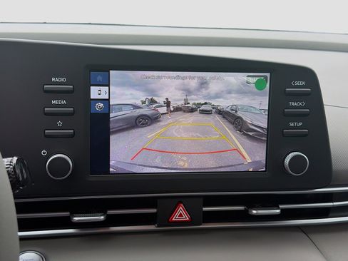 New 2026 Hyundai Elantra Sport FWD image 11