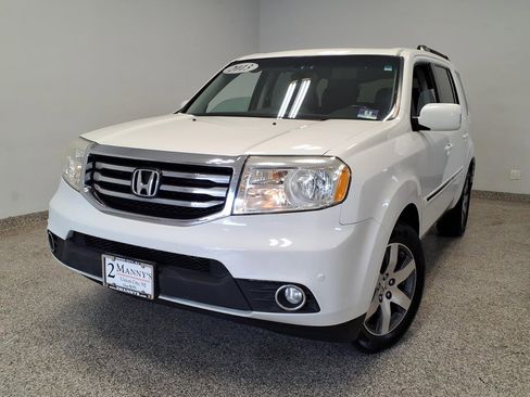 Used 2013 Honda Pilot Touring image 1