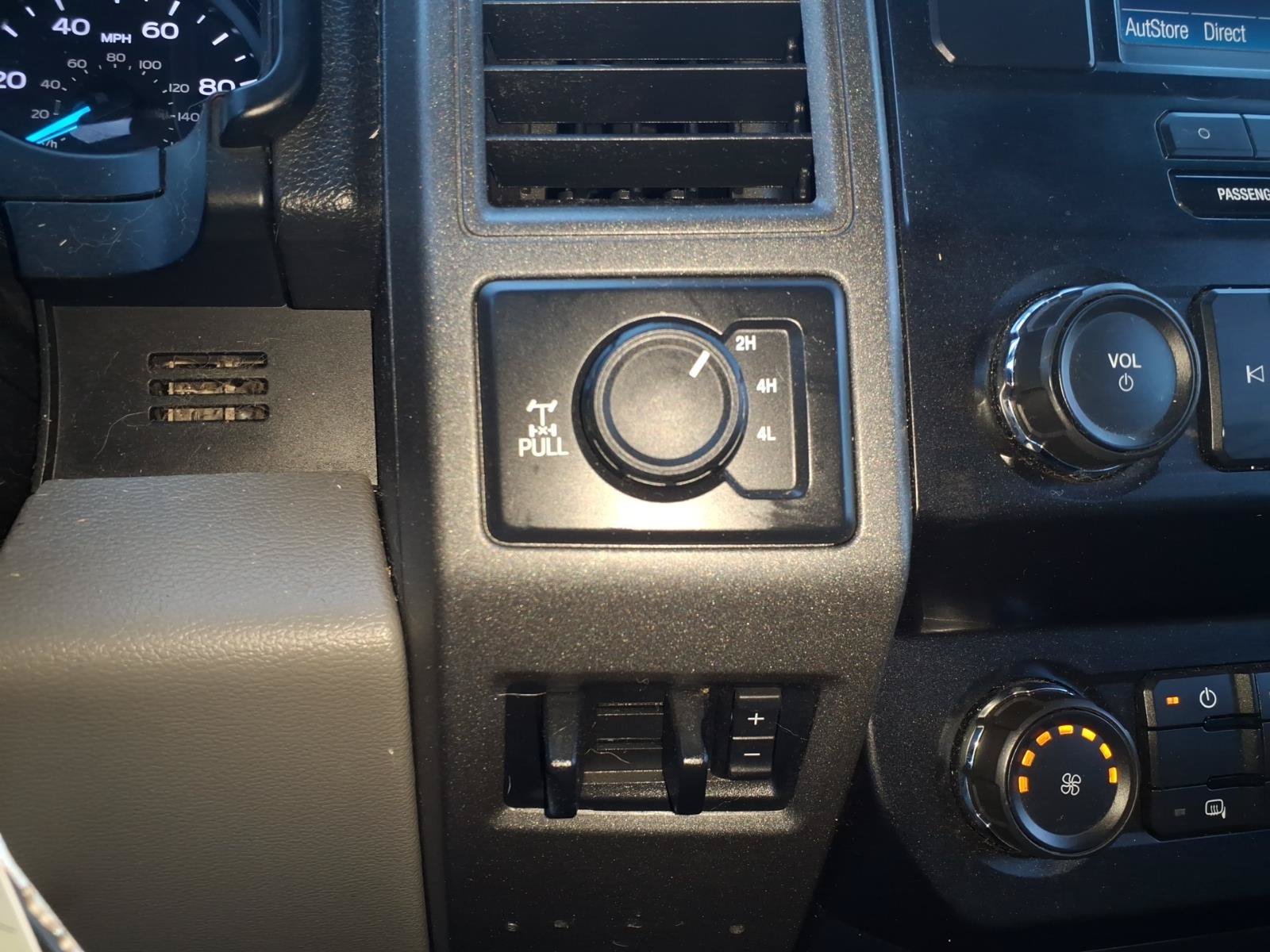 Certified 2019 Ford F250 XL w/ STX Appearance Package AWD/4WD image 26