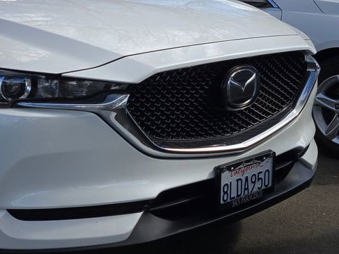 Used 2019 MAZDA CX-5 Touring image 5