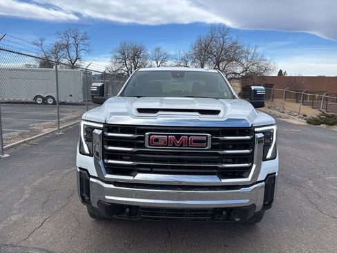 Used 2025 GMC Sierra 3500 SLT image 3