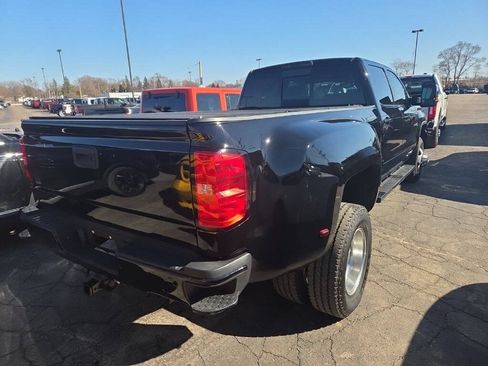 Used 2018 GMC Sierra 3500 Denali AWD/4WD image 2