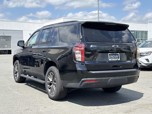 Used 2022 Chevrolet Tahoe Z71 w/ Luxury Package AWD/4WD image 5