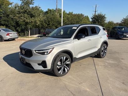Certified 2025 Volvo XC40 B5 Plus