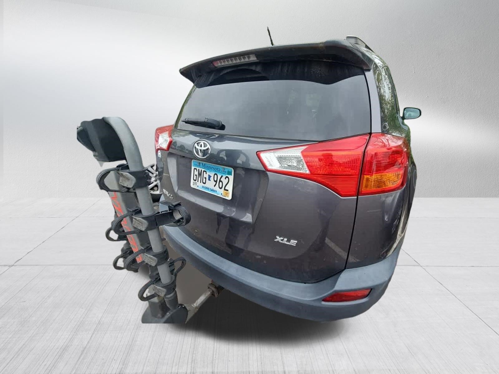 Used 2014 Toyota RAV4 XLE FWD image 5