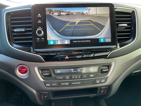 Used 2025 Honda Ridgeline RTL+ image 17