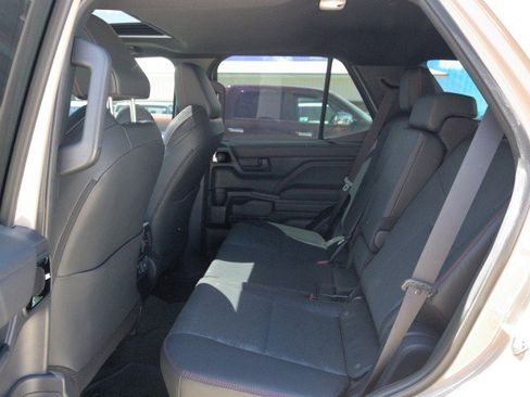 Used 2025 Toyota 4Runner TRD Pro AWD/4WD image 33